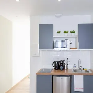 https://rare-penfret-studio-neuf-cosy-avec-terrasse-proche.inbrittany.com